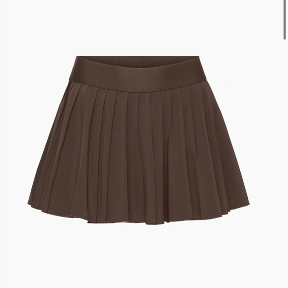 Aritzia Skirts Aritzia Tna Tennis Skirt Poshmark